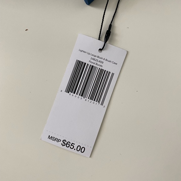 Vera Bradley Lighten-Up Large Blush and Brush Case - Floral Bursts - Picture 4 of 5